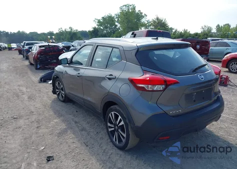 2019 Nissan Kicks Sv z USA, uszkodzony, nr VIN 3N1CP5CU9KL540251